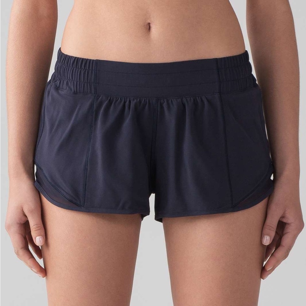 Lululemon Hotty Hot Short 2.5 Midnight Navy